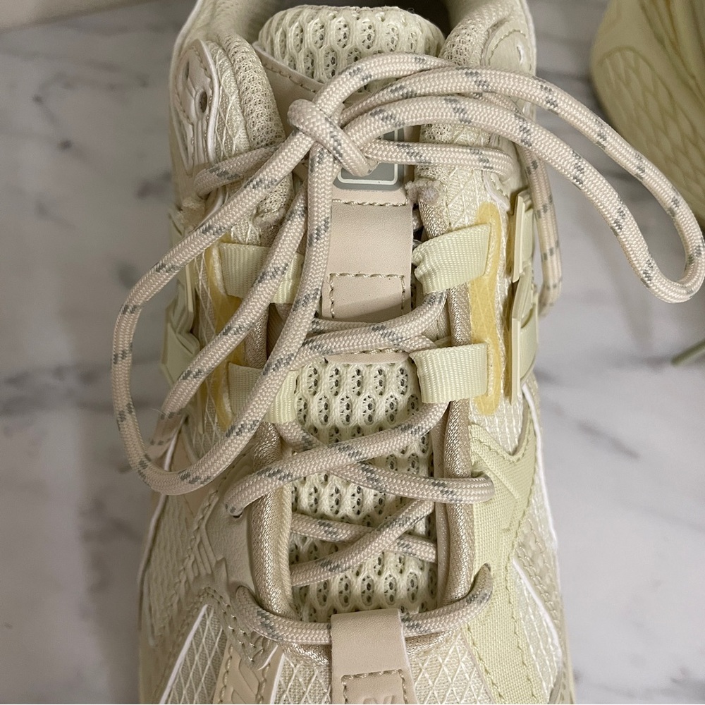 New Balance 1906U Cream Unisex Sneakers. 39.5. New Without Box. - Picture 12 of 13